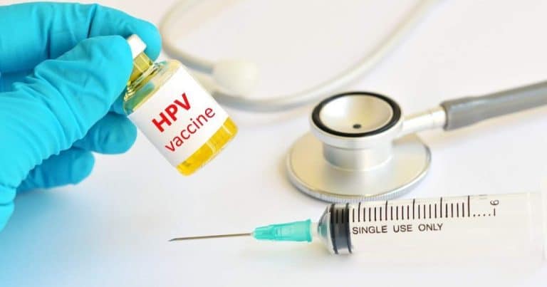 Το εμβόλιο κατά του HPV είναι ασφαλές και απαραίτητο, υπογραμμίζει ο ΠΟΥ