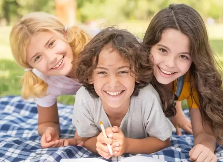 Βοηθώντας το παιδί σας να αποκτήσει φίλους