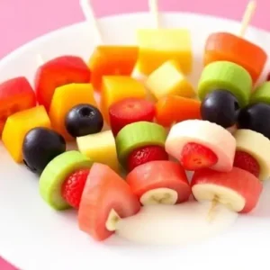Καμπόμπς – Ουράνια τόξα φρούτων ή και ζαχαρωτών με ντιπ γιαουρτιού